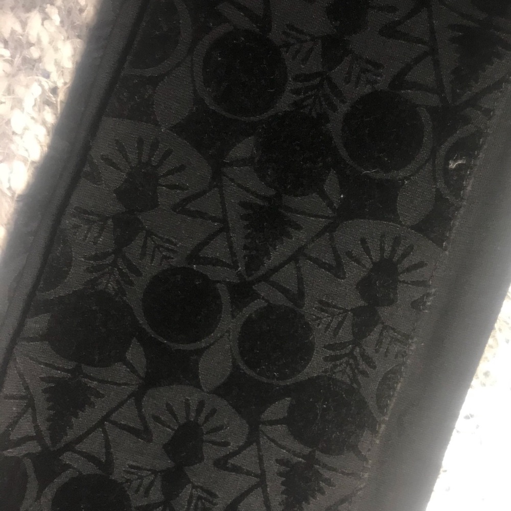 Velvet detailed jeans - Picture 4 of 5